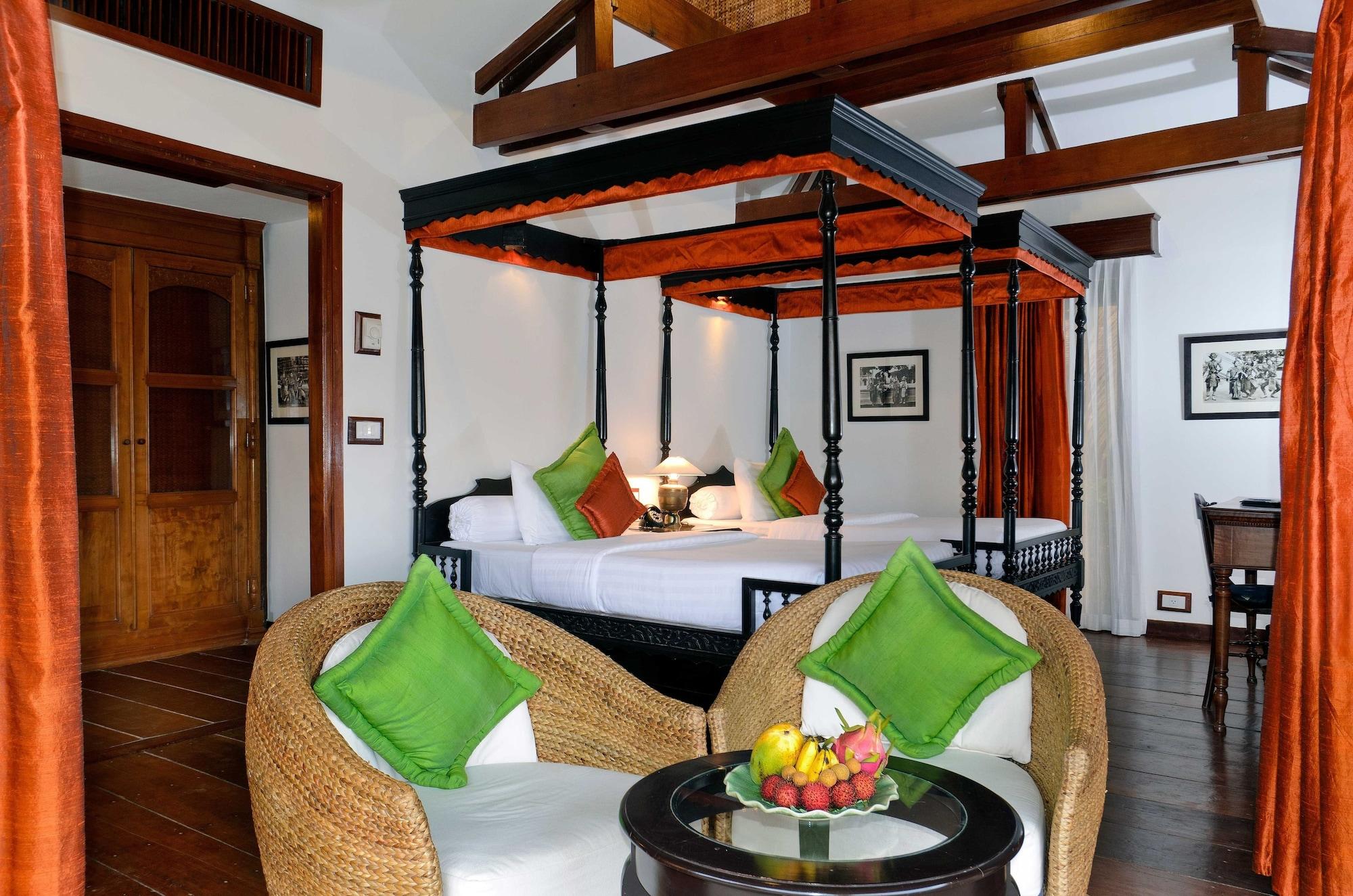 Angkor Village Hotel - Small Luxury Hotels Of The World Siem Reap Bagian luar foto