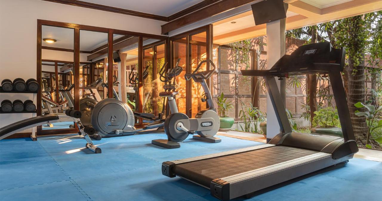 Angkor Village Hotel - Small Luxury Hotels Of The World Siem Reap Bagian luar foto The gym at the Taj Bengal